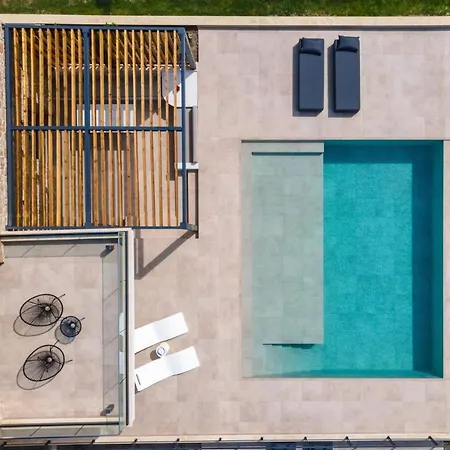 Five Senses Of Luxury Καλάνδρα