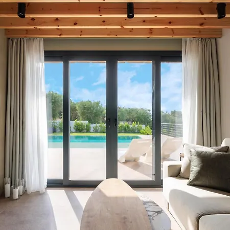 Five Senses Of Luxury * Καλάνδρα